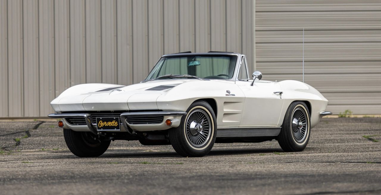 1963 CHEVROLET CORVETTE