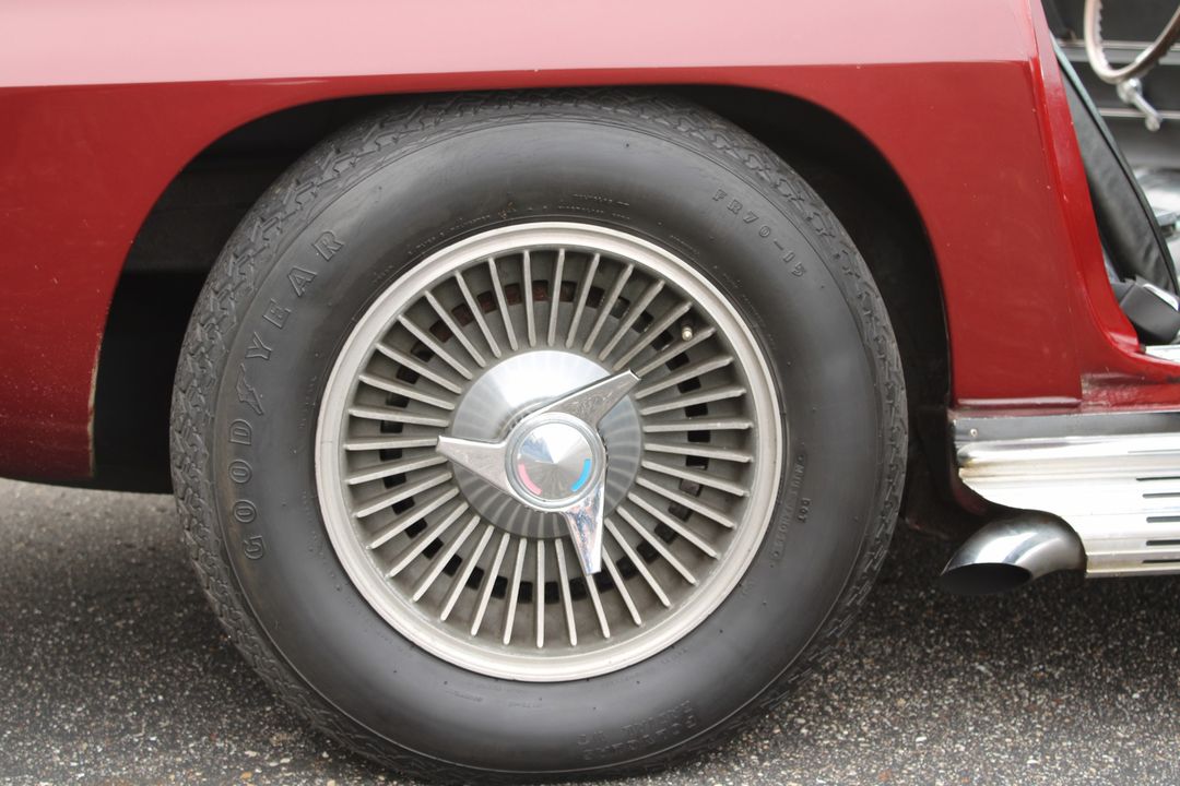 1965 CHEVROLET CORVETTE