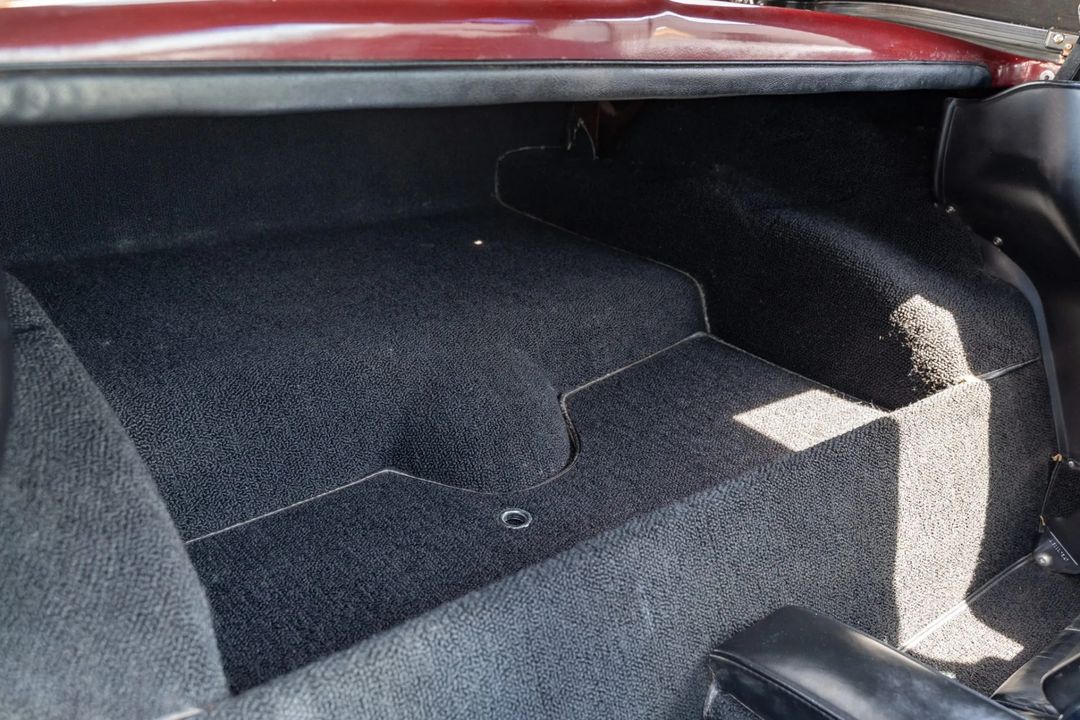 1965 CHEVROLET CORVETTE