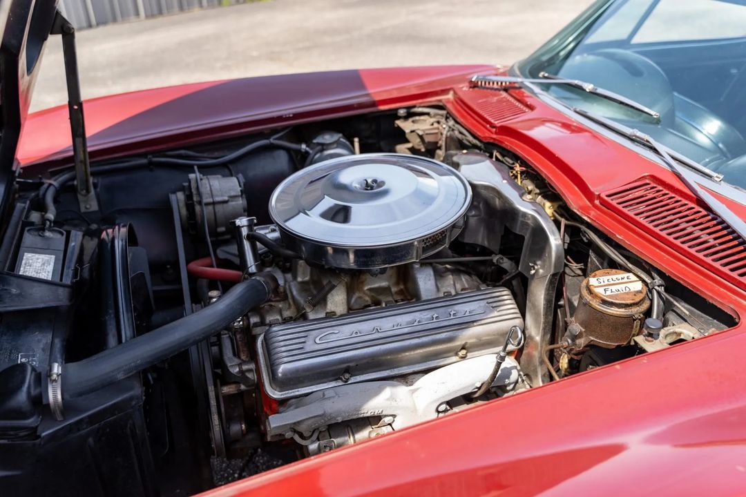 1965 CHEVROLET CORVETTE