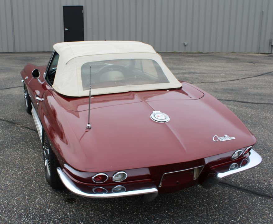 1965 CHEVROLET CORVETTE