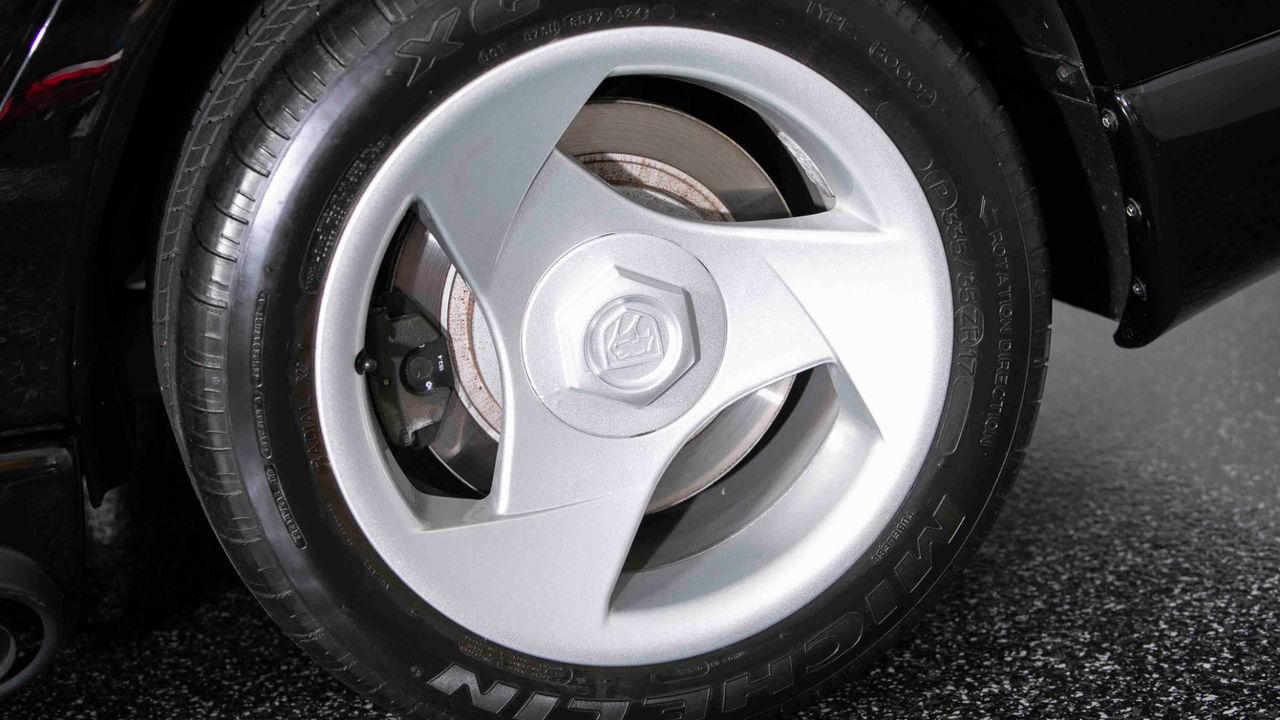 1995 DODGE VIPER