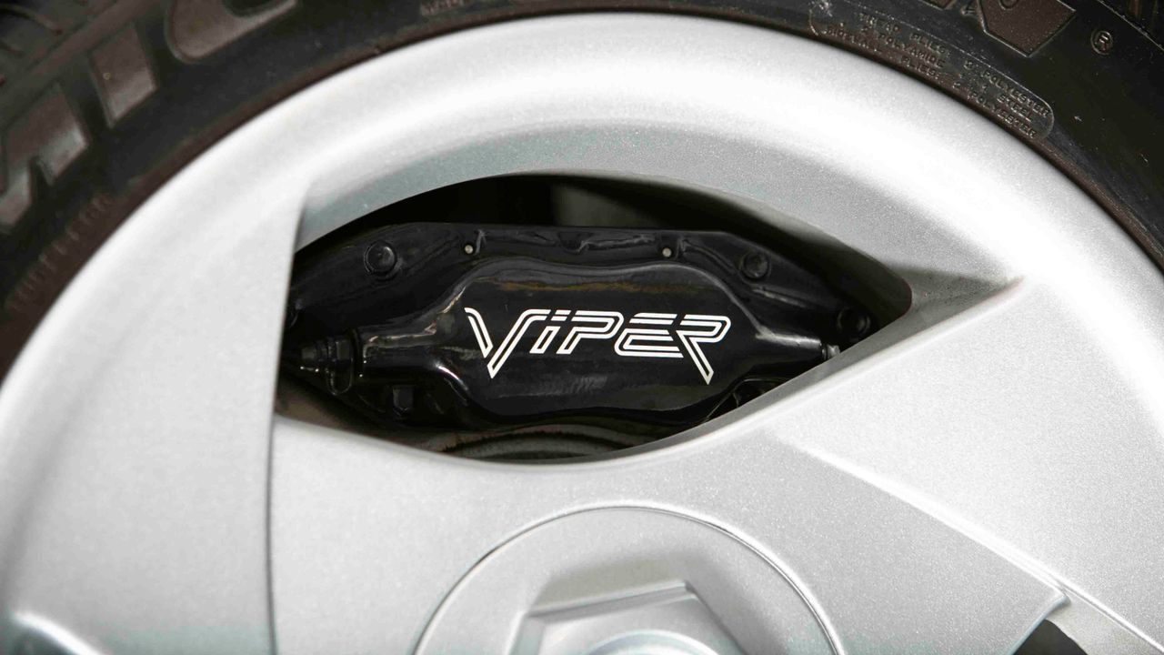 1995 DODGE VIPER