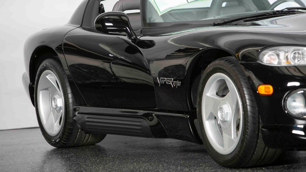 1995 DODGE VIPER