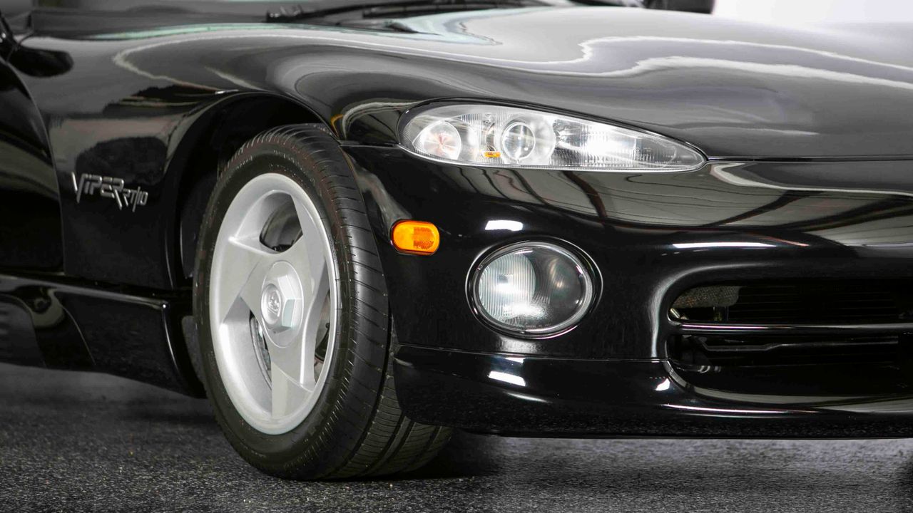 1995 DODGE VIPER