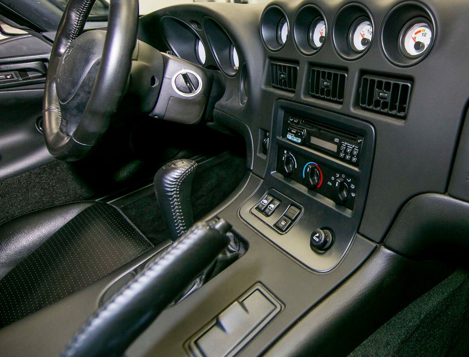 1996 DODGE VIPER