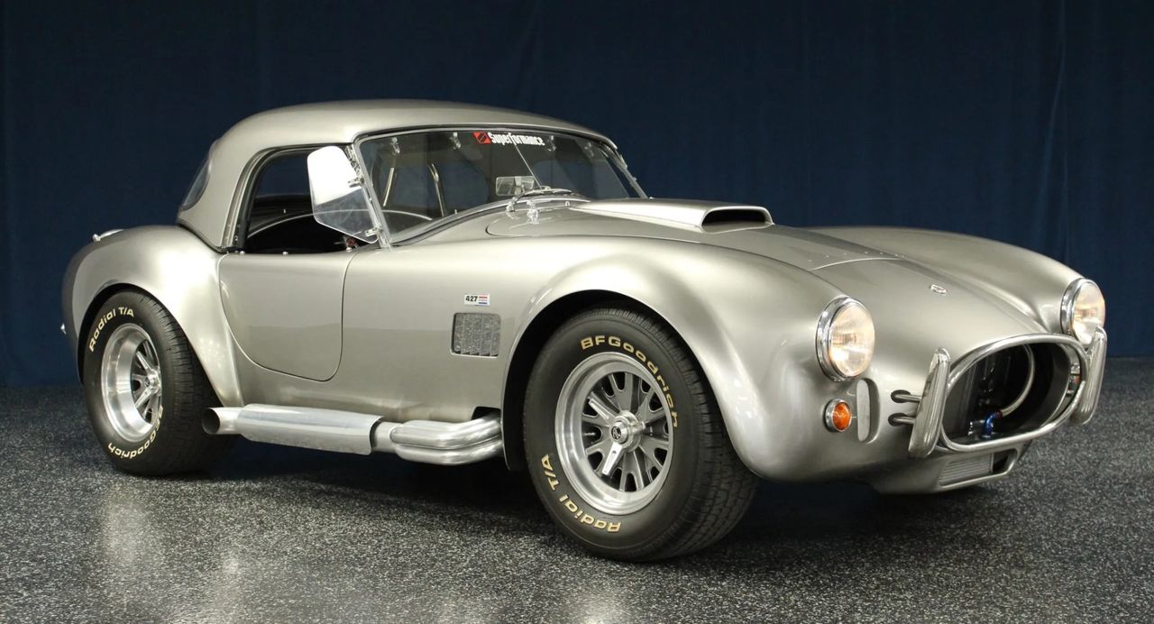 1965 SUPERFORMANCE SHELBY COBRA REPLICA