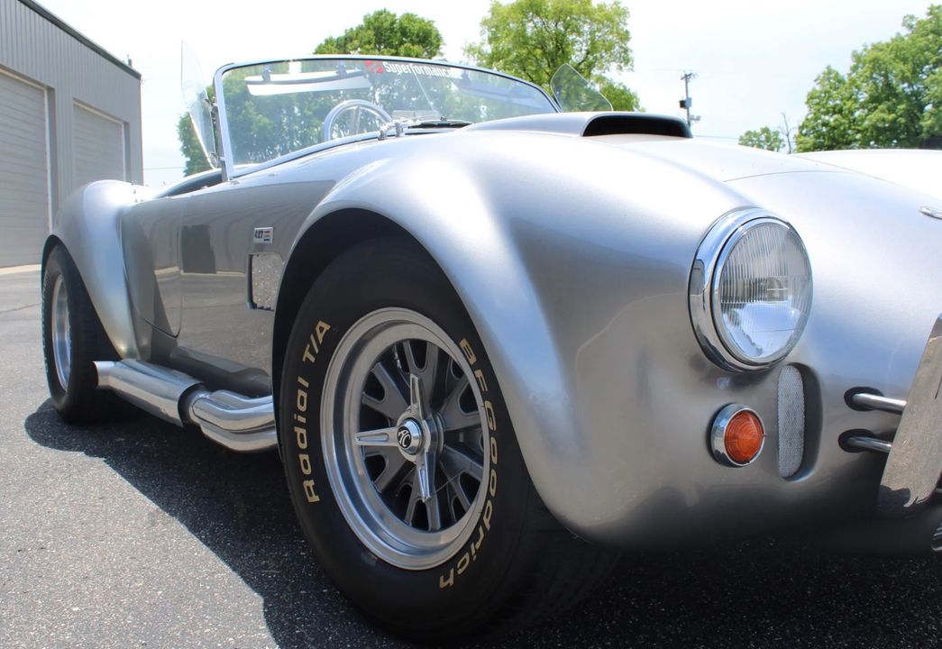 1965 SUPERFORMANCE SHELBY COBRA REPLICA