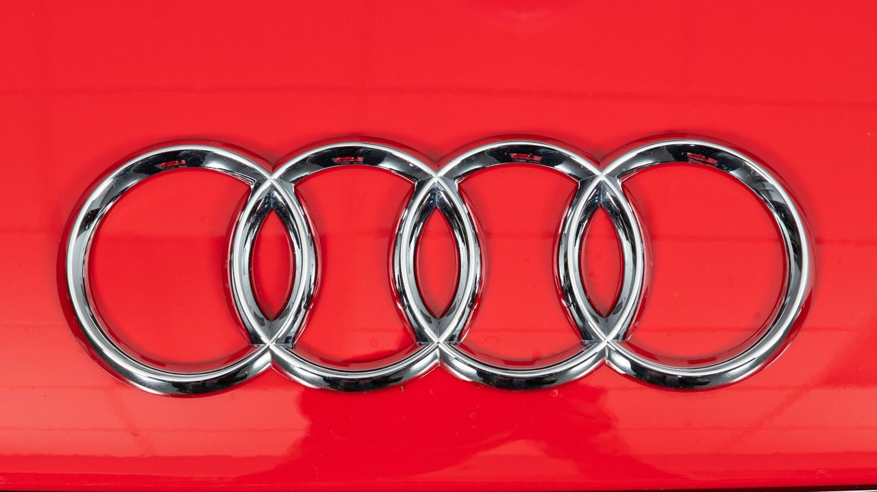 2010 AUDI R8