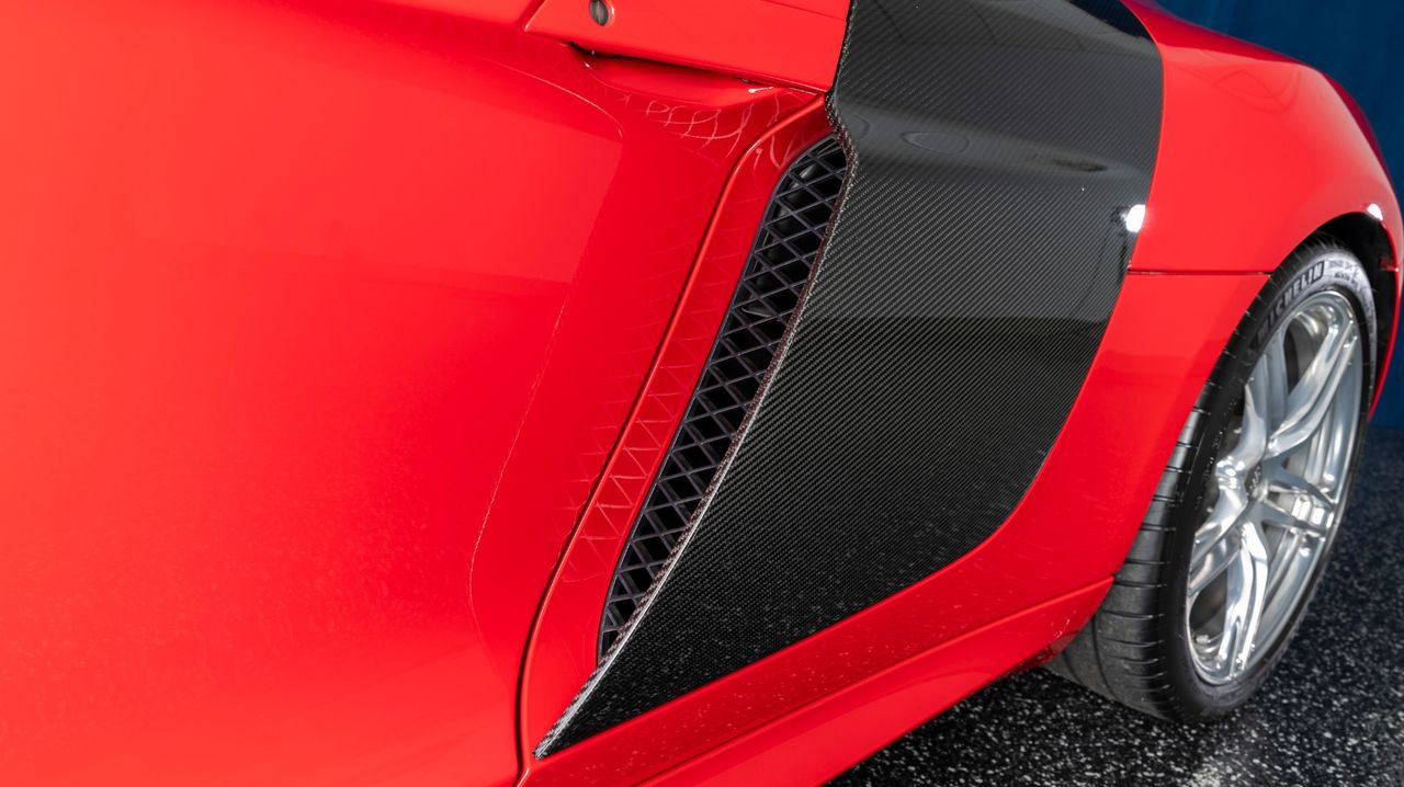 2010 AUDI R8