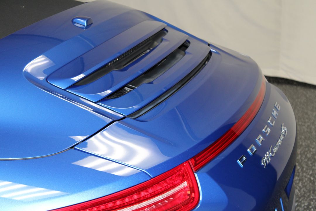 2016 PORSCHE 911