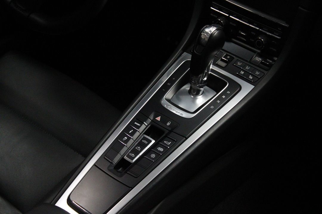 2016 PORSCHE 911