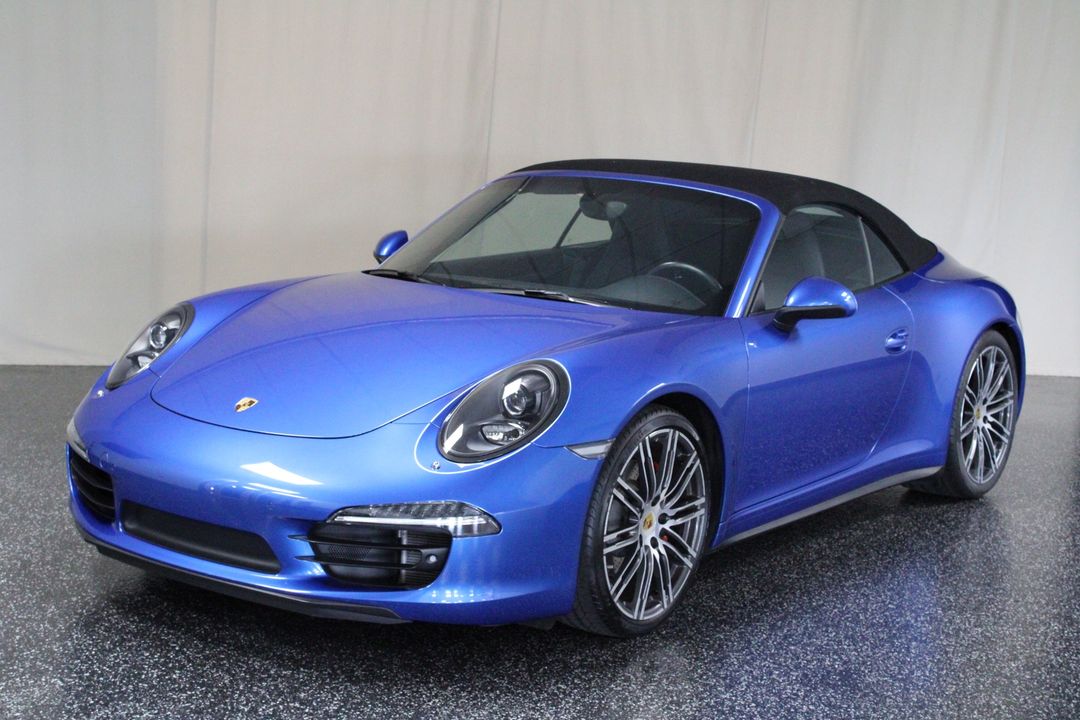 2016 PORSCHE 911