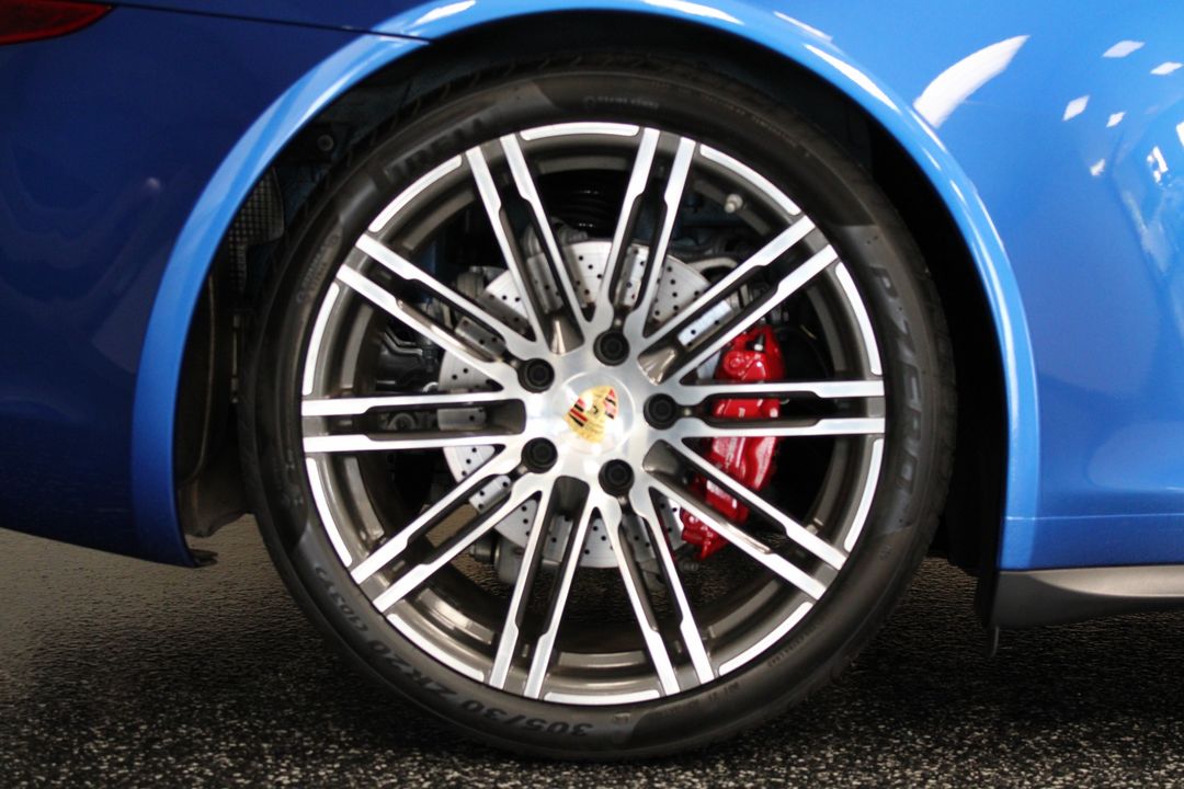 2016 PORSCHE 911
