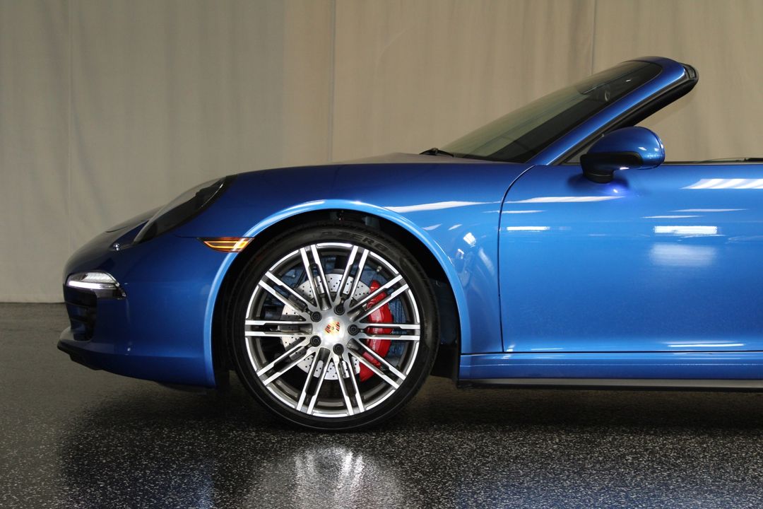2016 PORSCHE 911