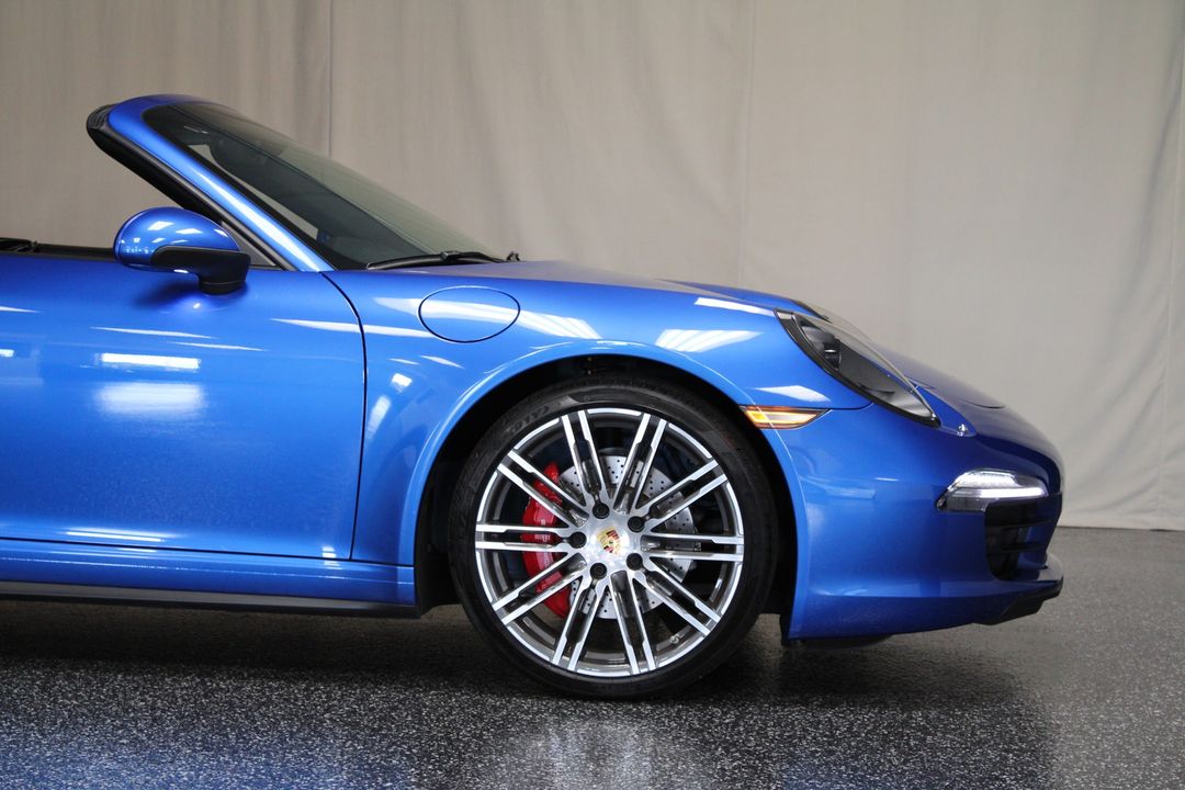 2016 PORSCHE 911
