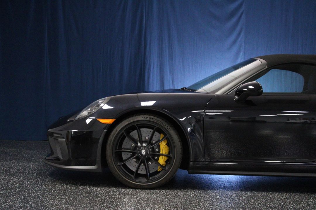 2019 PORSCHE 911