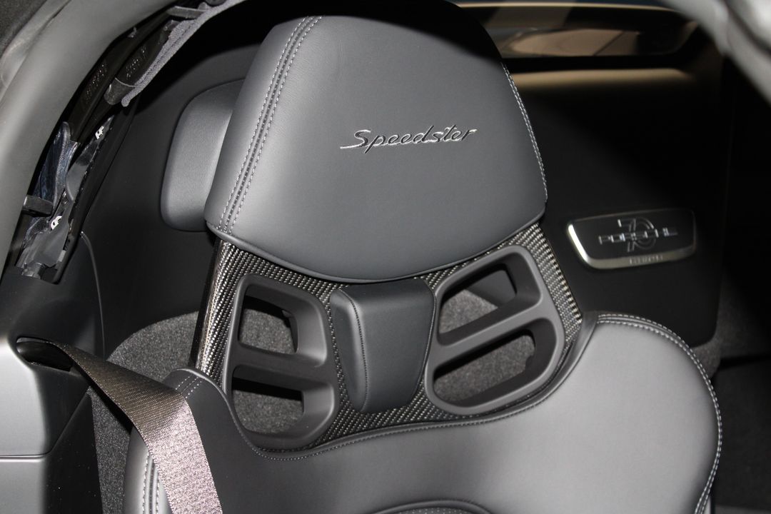 2019 PORSCHE 911