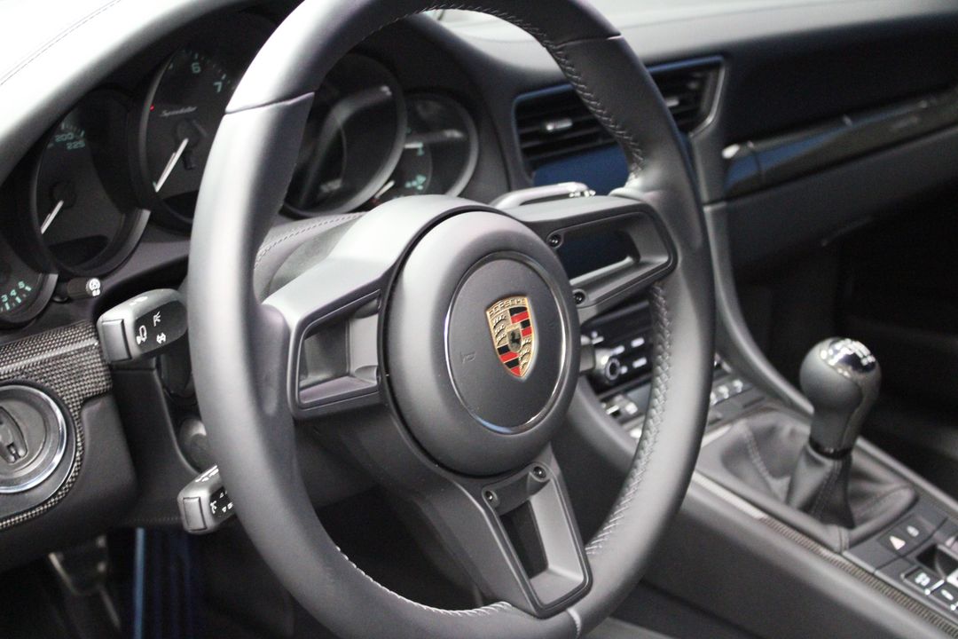 2019 PORSCHE 911
