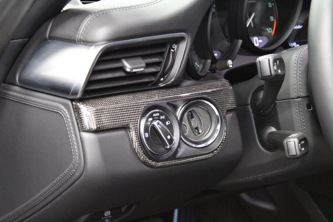 2019 PORSCHE 911