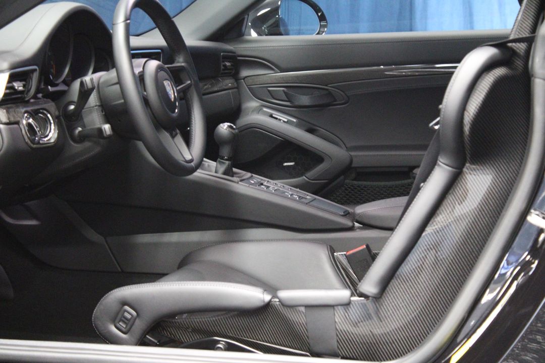 2019 PORSCHE 911
