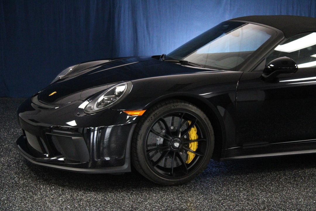 2019 PORSCHE 911