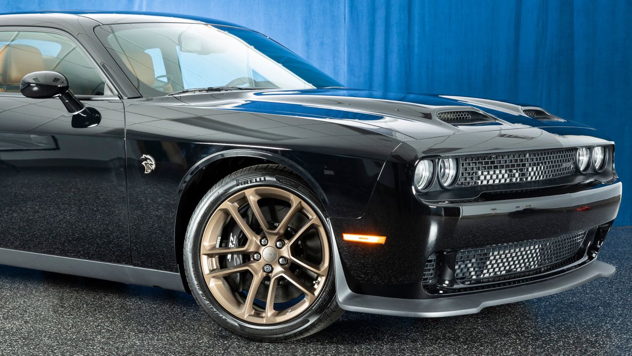 2023 DODGE CHALLENGER