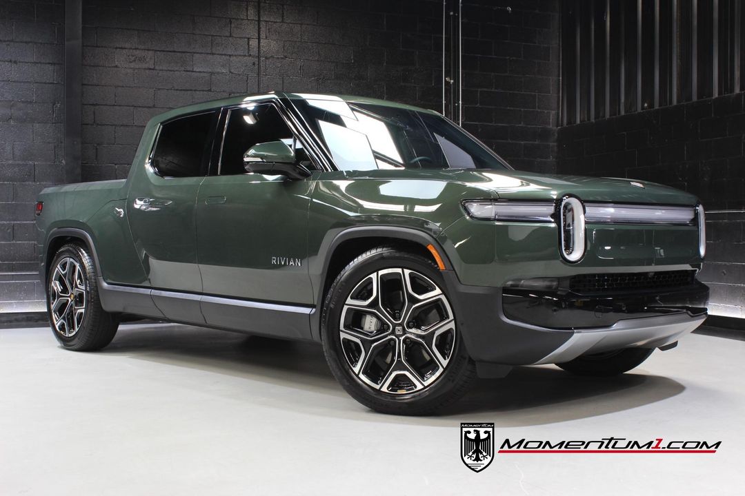 2025 Rivian R1T