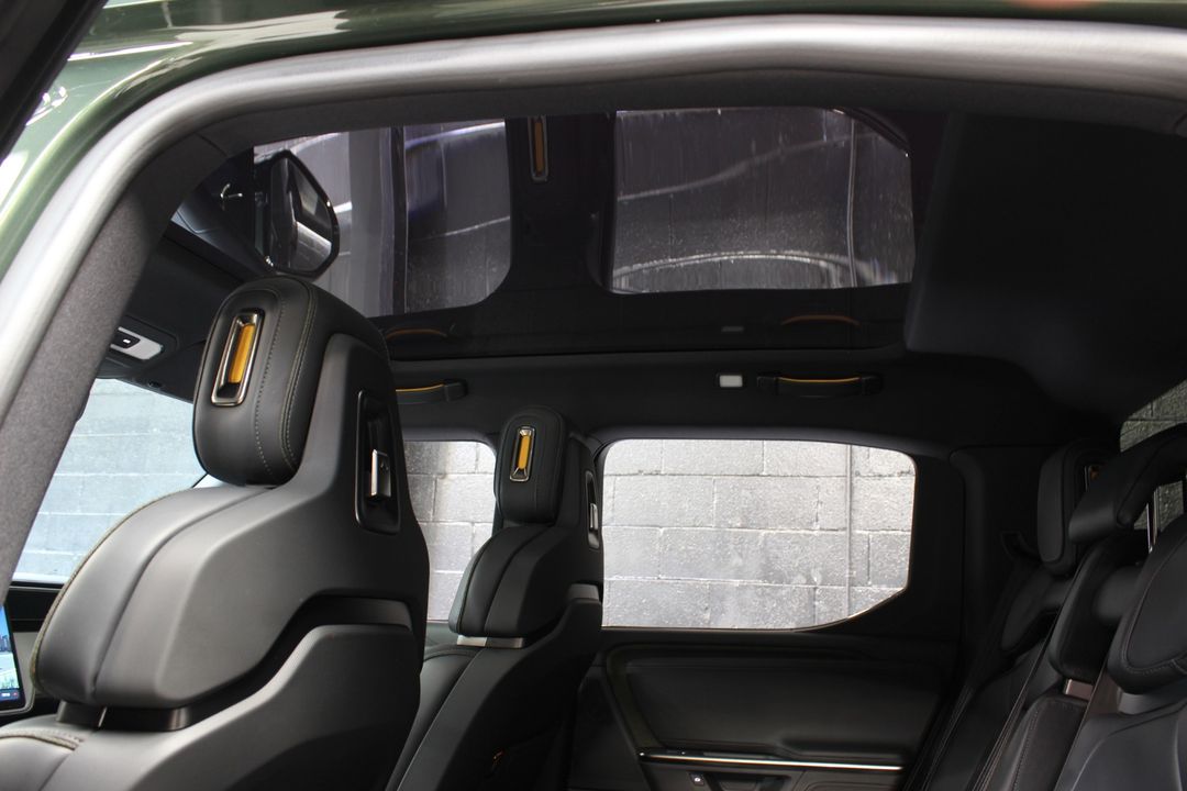 2025 Rivian R1T
