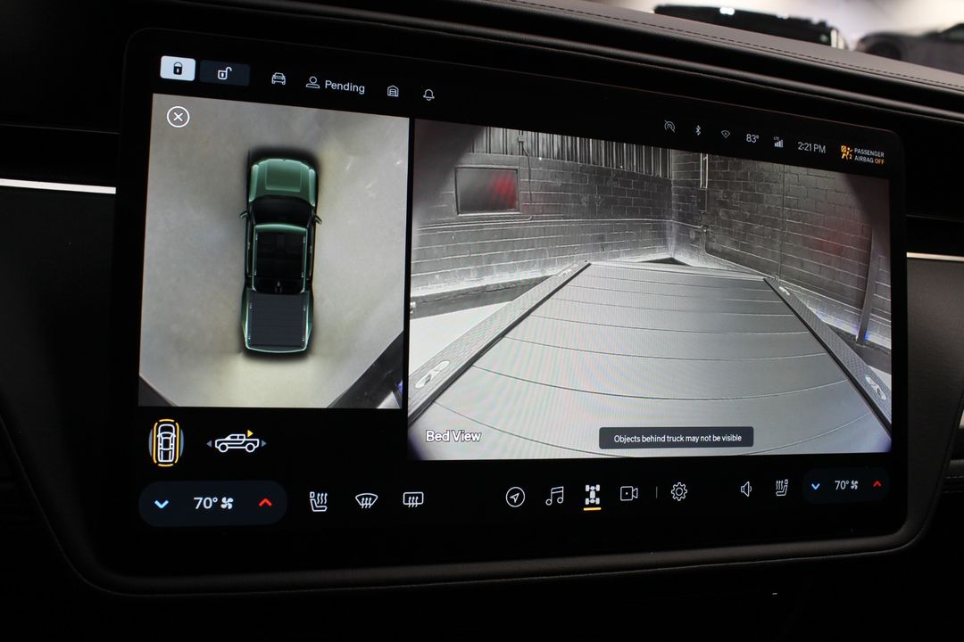 2025 Rivian R1T