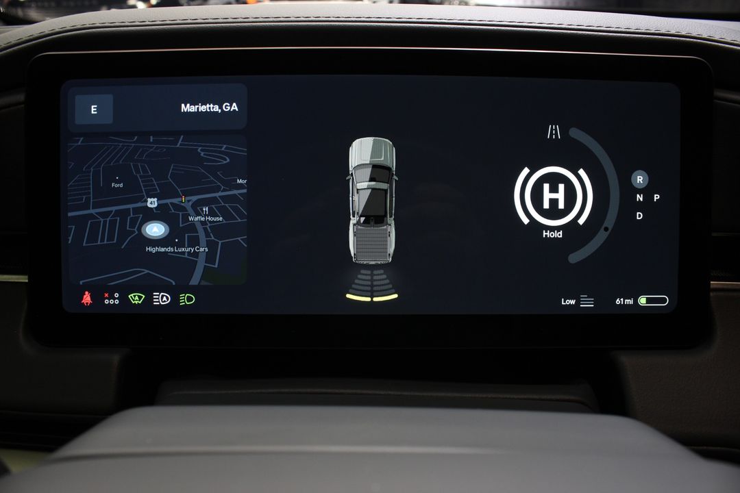 2025 Rivian R1T