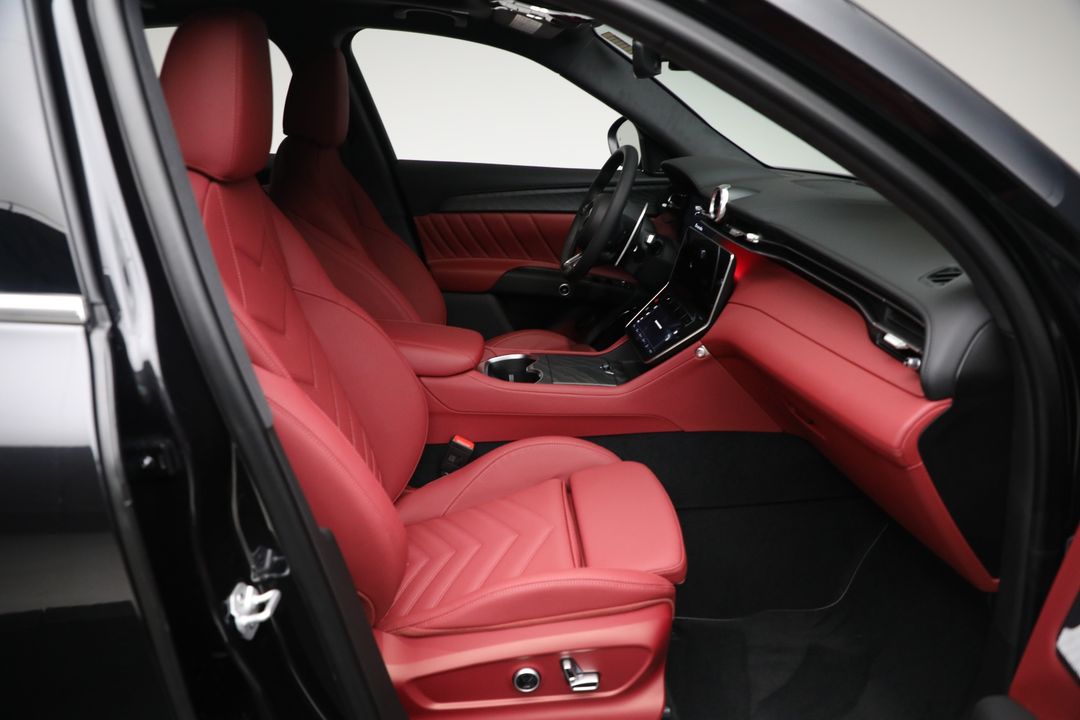 2025 Maserati Grecale
