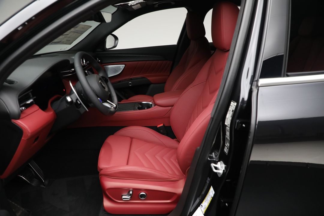2025 Maserati Grecale