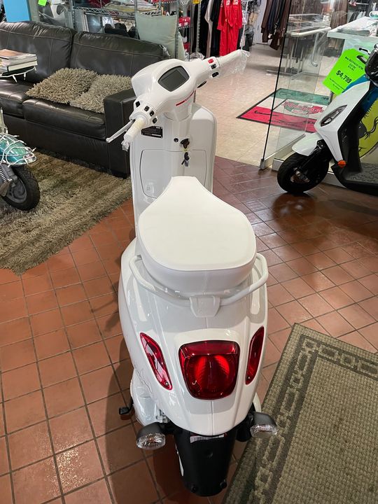2023 VESPA Sprint 150