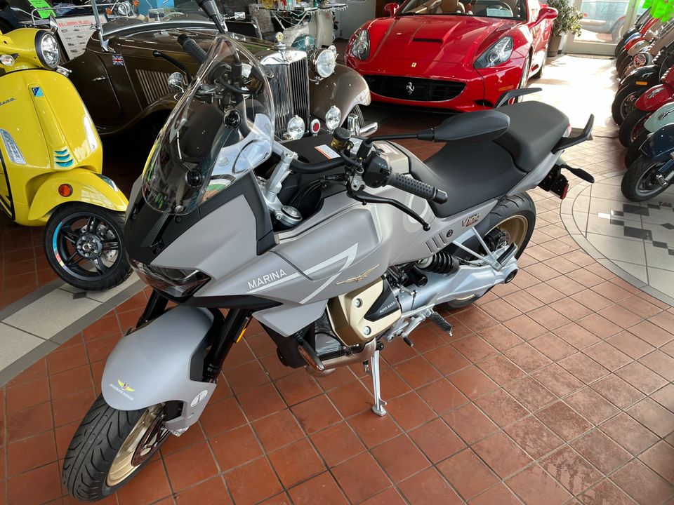 2024 MOTO GUZZI V100 Mandello