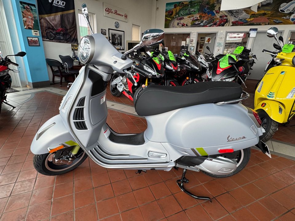 2024 Vespa GTS Supertech 300