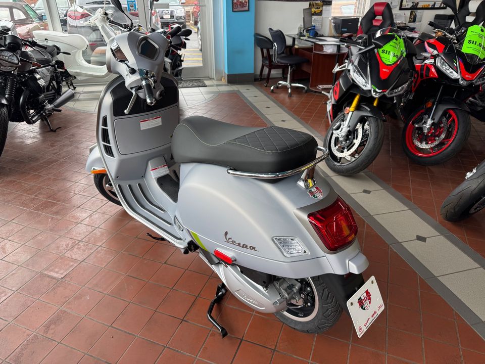 2024 Vespa GTS Supertech 300