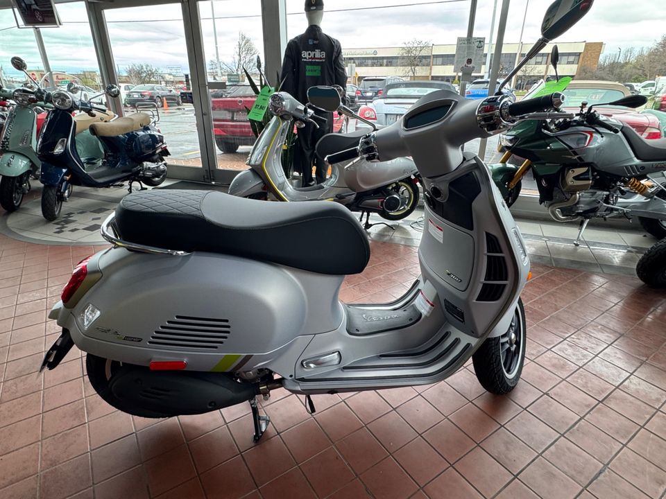 2024 Vespa GTS Supertech 300