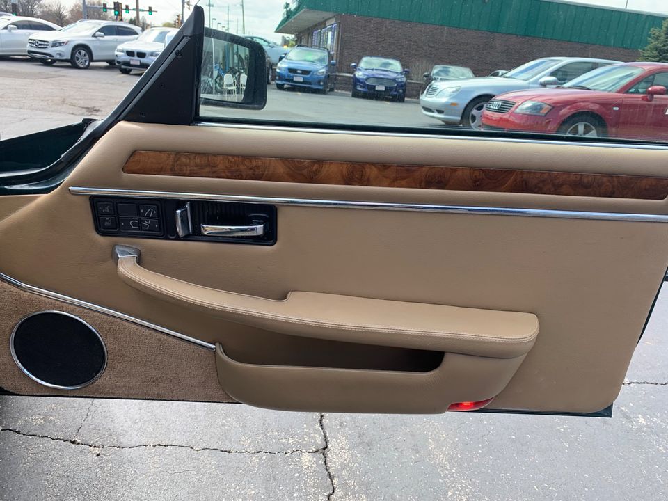1993 Jaguar XJS6