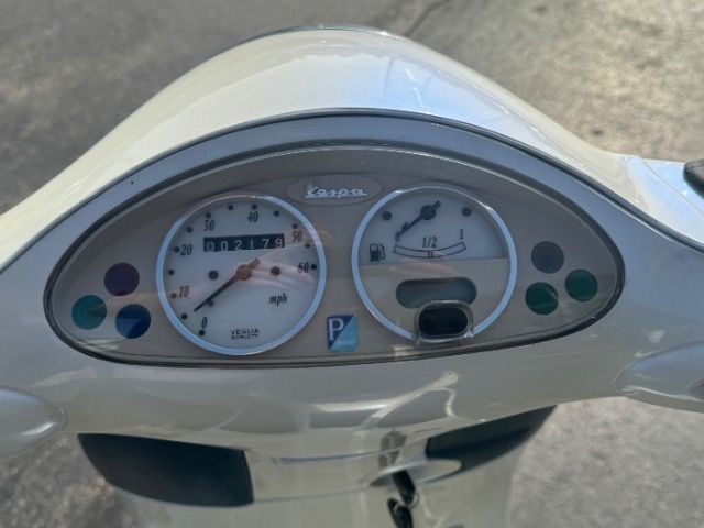 2003 VESPA ET2