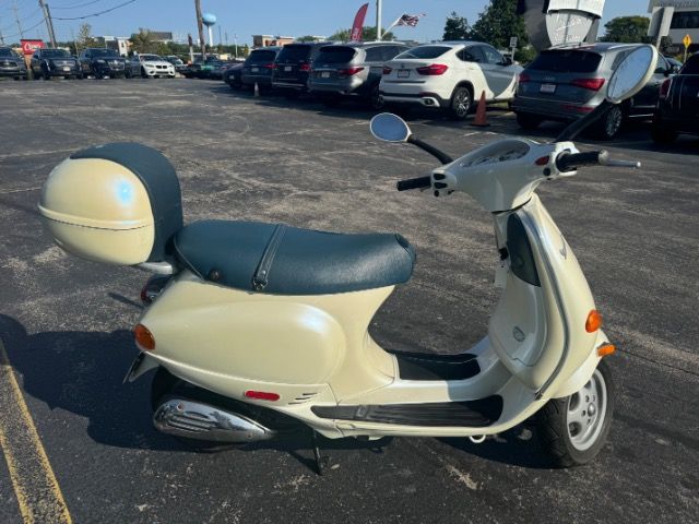 2003 VESPA ET2