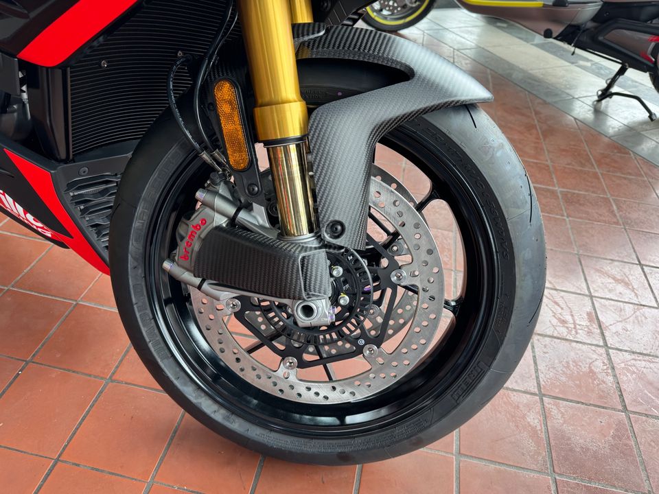 2024 APRILIA Tuono V4 Factory