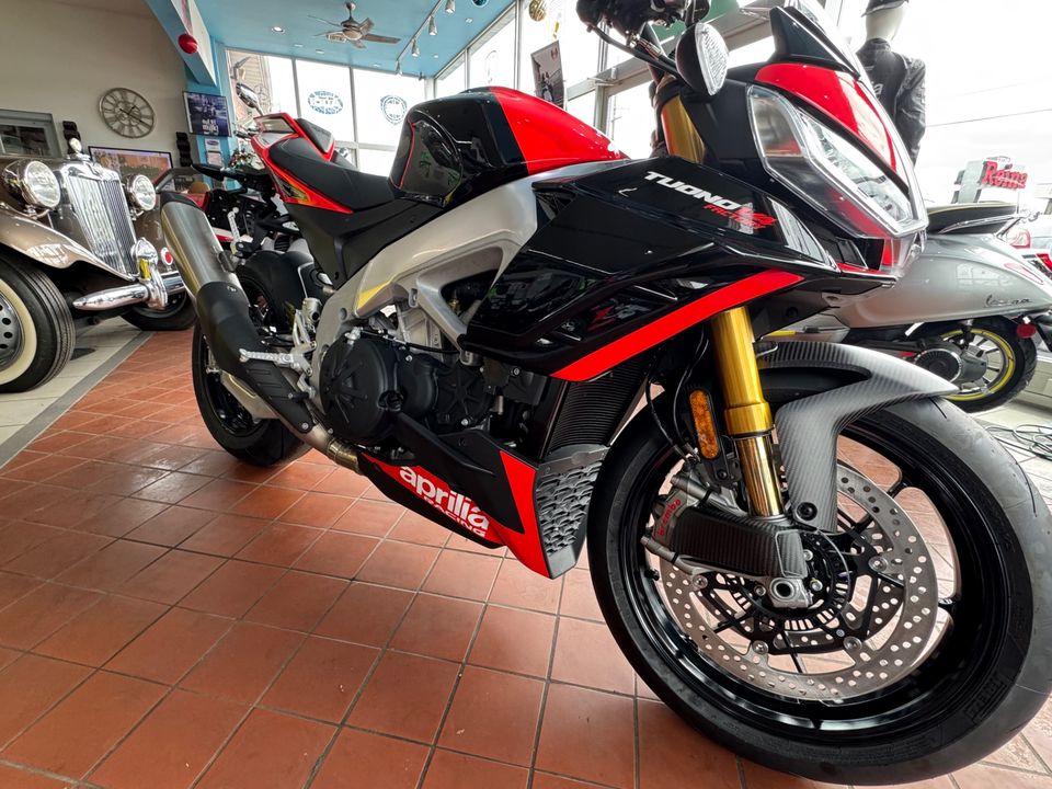 2024 APRILIA Tuono V4 Factory