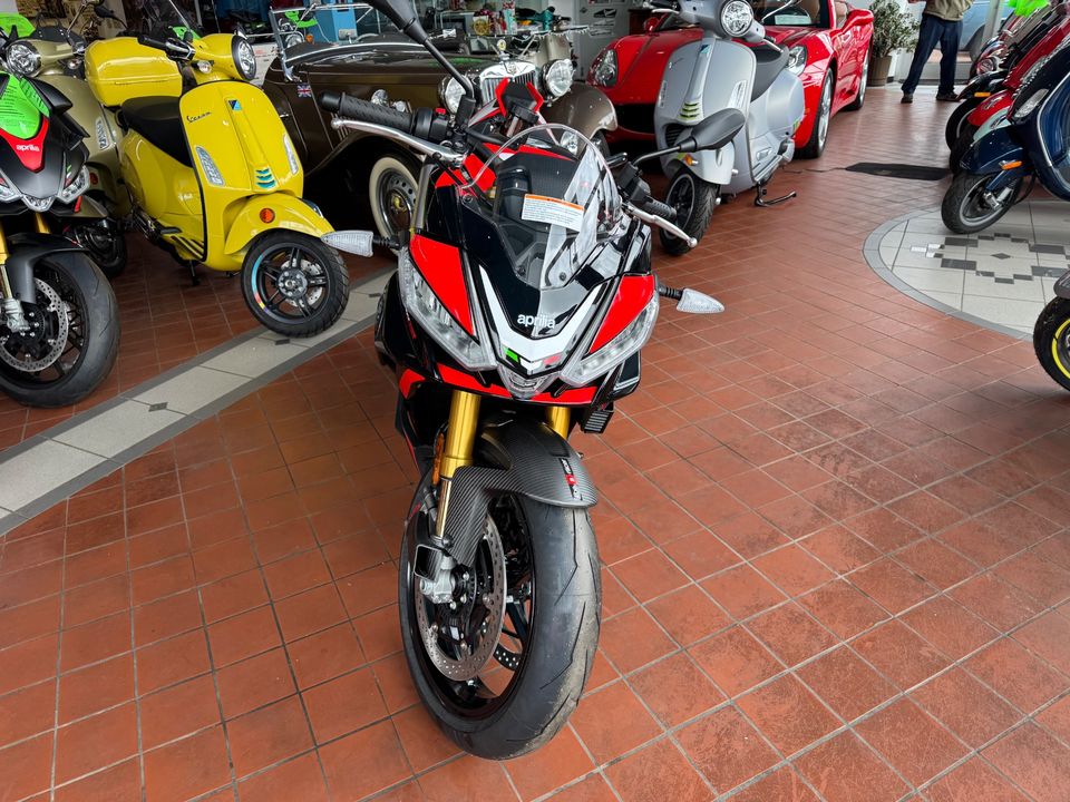 2024 APRILIA Tuono V4 Factory