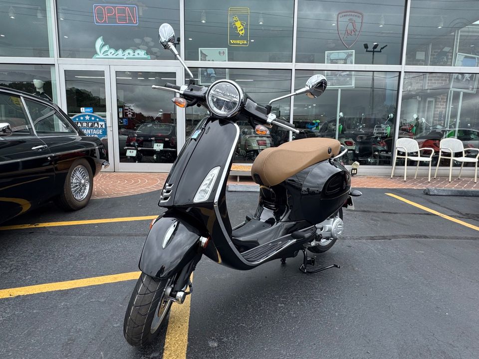 2023 VESPA Primavera 50