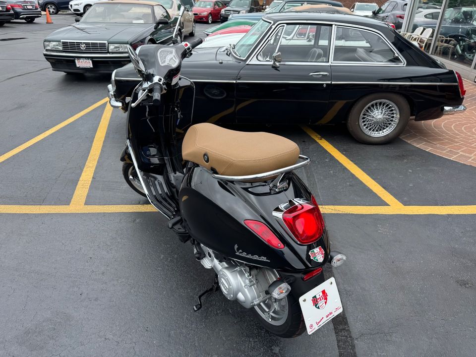 2023 VESPA Primavera 50