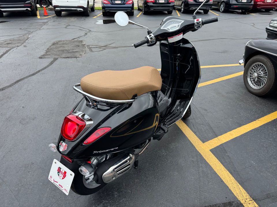 2023 VESPA Primavera 50