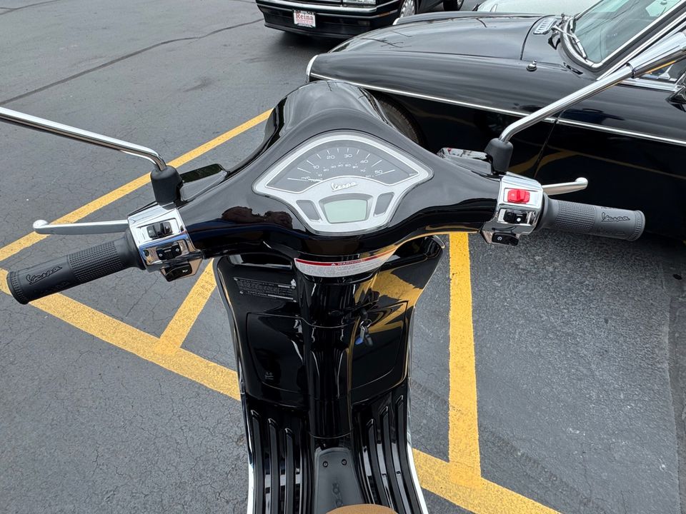 2023 VESPA Primavera 50