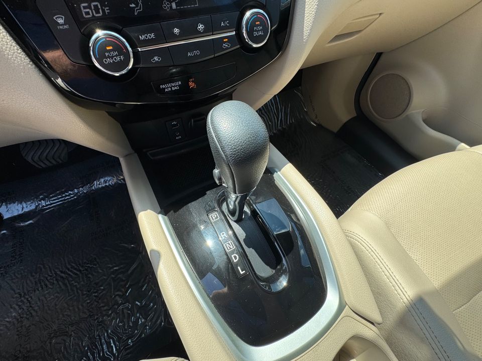2016 Nissan Rogue