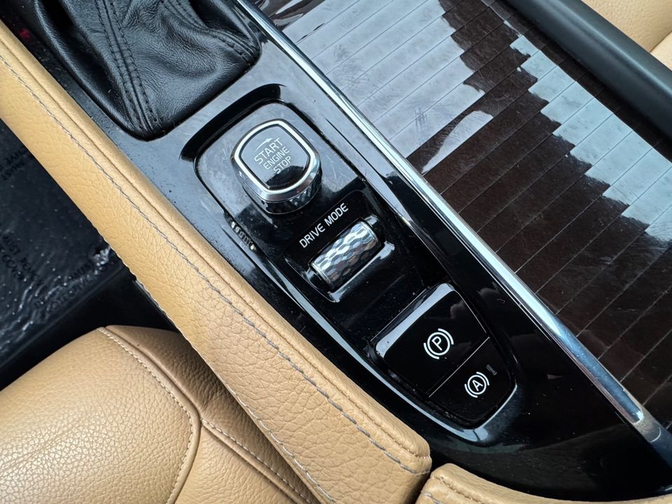 2018 Volvo XC90